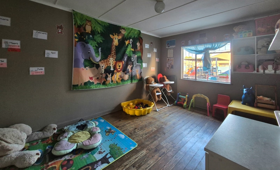 8 Bedroom Property for Sale in George South Western Cape